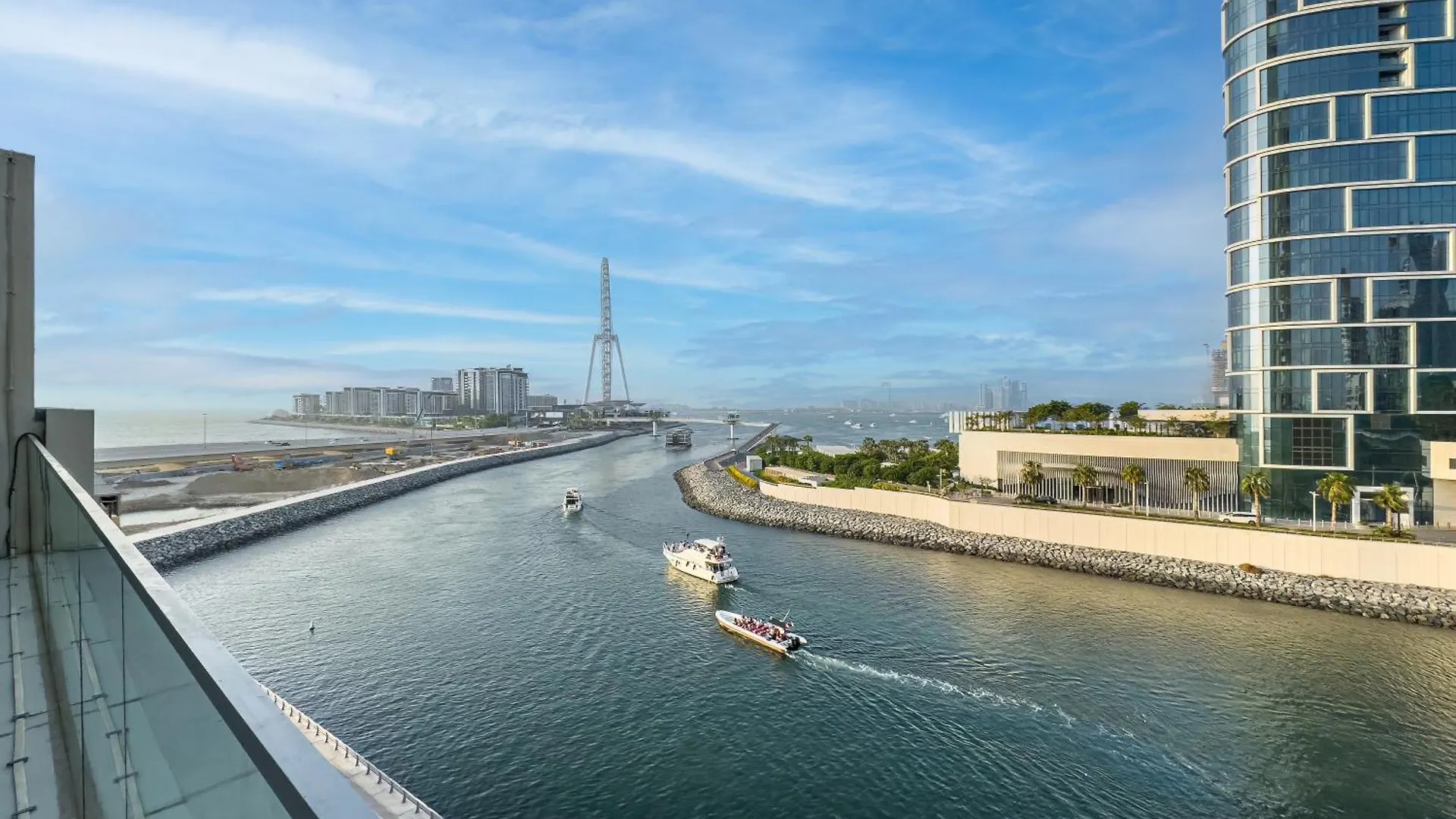 Brand New! Dubai Eye & Jbr Beach Panorama! Apartment