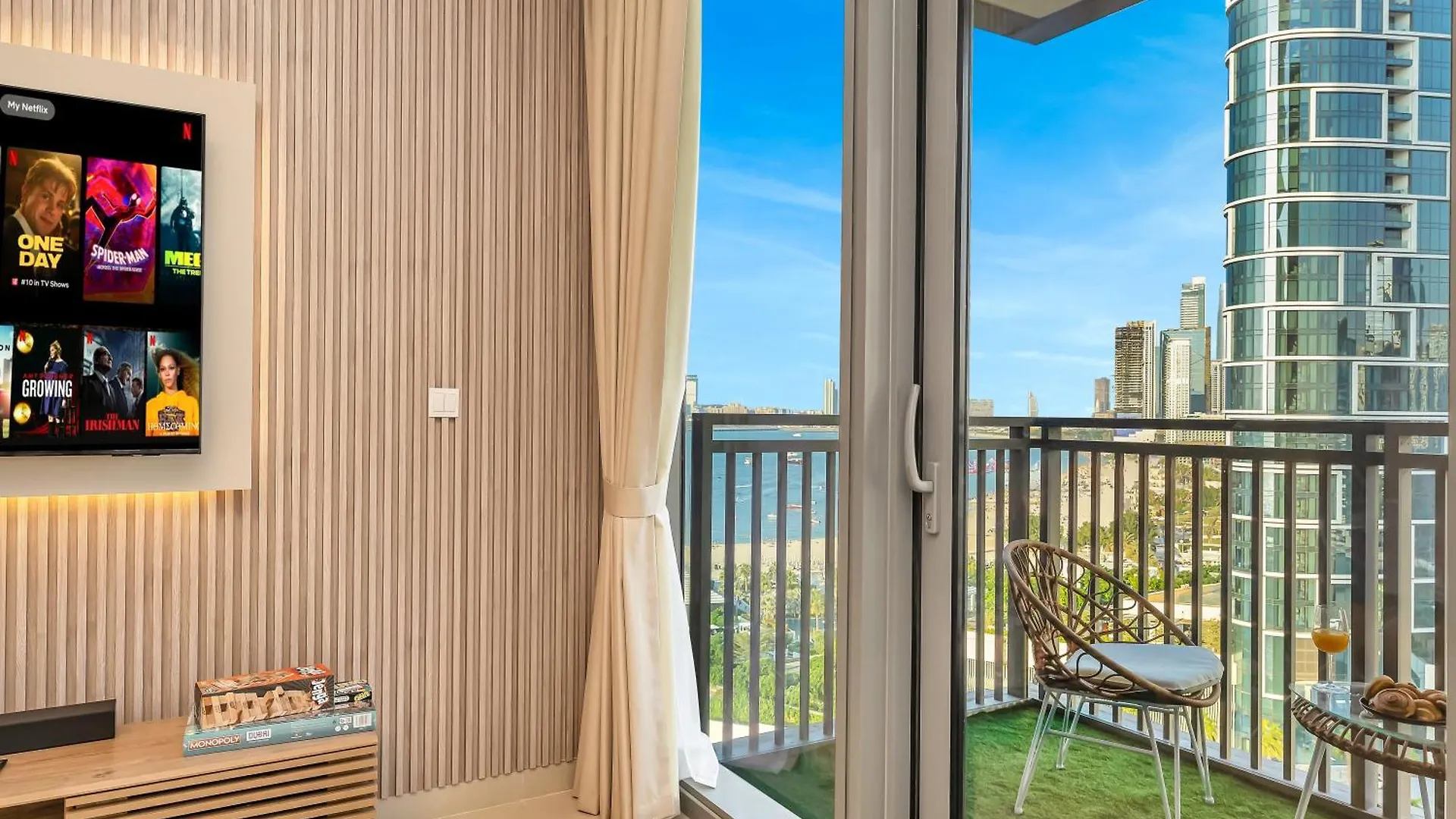 Brand New! Dubai Eye & Jbr Beach Panorama!