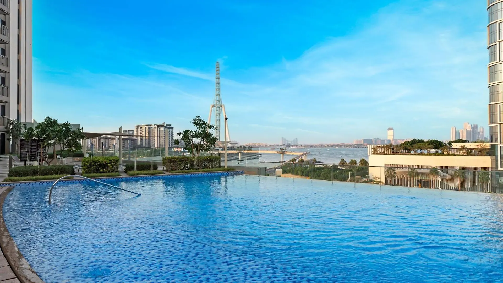 Brand New! Dubai Eye & Jbr Beach Panorama!